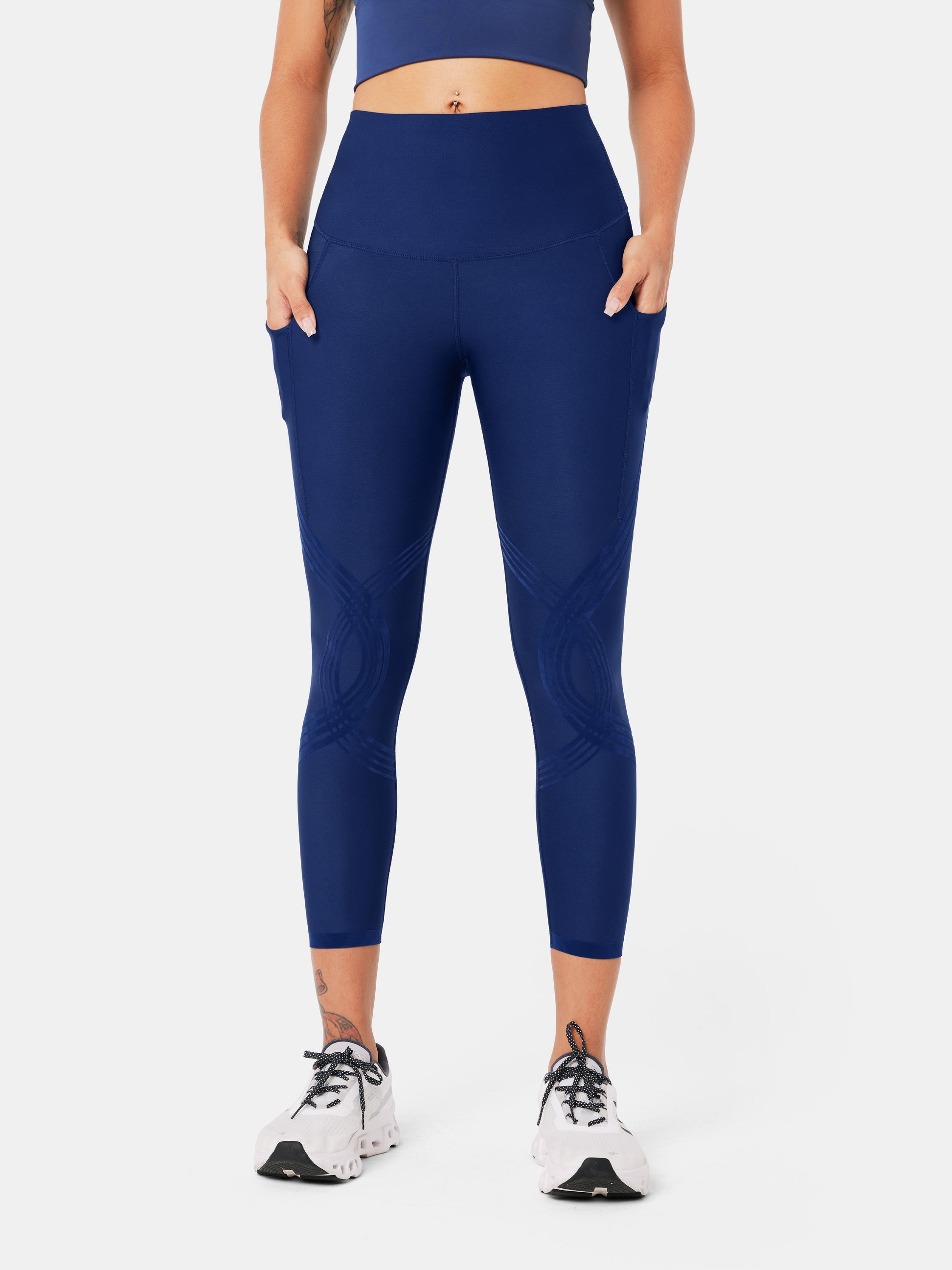 Women with Control Contour Waist Pull-on Capri Pants-Ink Blue-XS